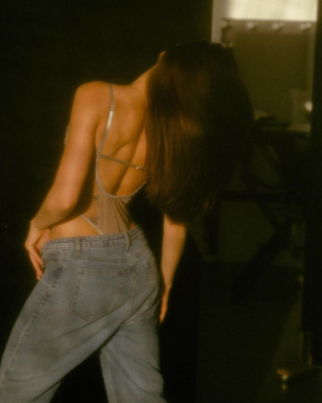 Maria Tarabanskayaさんのインスタグラム写真 - (Maria TarabanskayaInstagram)「Вещи, которые мы можем сделать, полны мечтаний, и ты тоже полна мечтаний 🌪️   Ph: @ksyusha0_o」1月14日 4時33分 - tarabanskaya.m