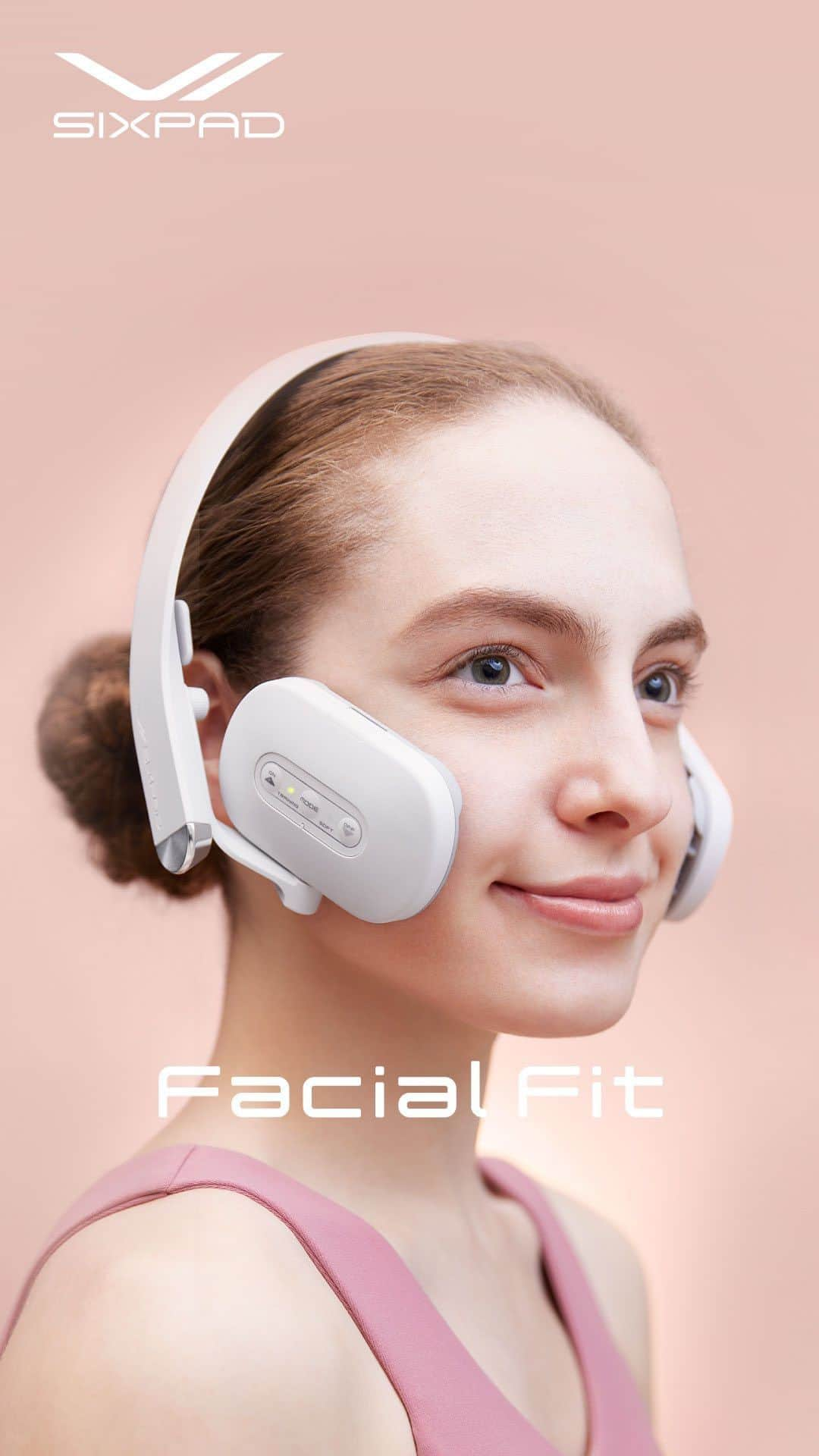 SIXPADのインスタグラム：「使いやすいから、続けやすい。 　 今回はSIXPAD Facial Fitの、正しい使い方をご紹介します。  簡単3ステップで 手軽に、継続的に表情筋をトレーニング。  1.電極を濡らす 2.電極を取り付ける 3.装着する  いつまでもイキイキと思いきり笑える自分でいるために、 土台から毎日の表情にアプローチを。  #SIXPAD #シックスパッド #FacialFit #フェイシャルフィット #使い方 #お手入れ簡単 #顔用EMS #EMS #顔印象 #ながらトレーニング #おうちトレーニング #表情筋トレーニング #顔トレ #セルフケア #フェイスケア #スペシャルケア」