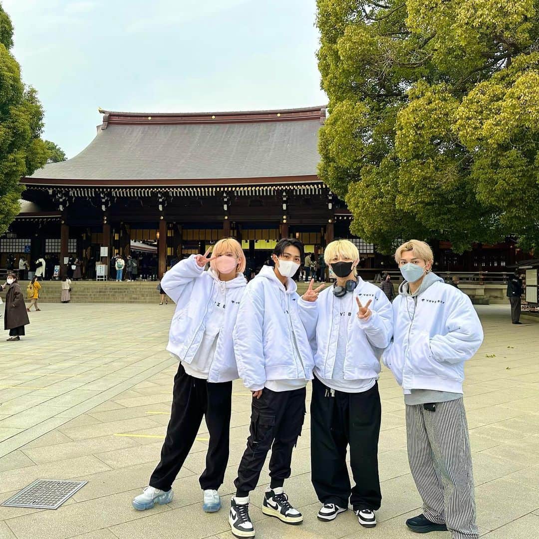 赤名竜之輔のインスタグラム：「お参り⛩ 感謝の気持ちを忘れず頑張ります！」