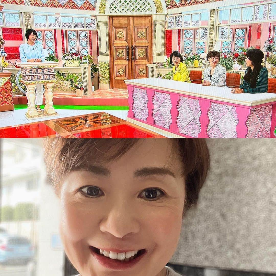 麻生れいみさんのインスタグラム写真 - (麻生れいみInstagram)「ソク買い！セレクション。#大場久美子 さん、#沢田亜矢子 さん、#大桃美代子 さんの通販番組。  また呼んでいただきました。 私も愛用してます #ターミリアスリム です。  スタジオ華やいでますね🌸  宝塚ばりにメイクしていただきました( ´∀｀ ) 魚拓🐟  #ロカボダイエット  #管理栄養士  #麻生れいみ式ロカボダイエット  #lowcarbdiet  #lowcarb  #麻生式ダイエット #dietitian  #dietitians  #糖質制限  #ダイエット  #ケトン体 #ケトジェニック #ketodiet #ケトンアダプト #ketoaptation  #ketoadapted  #簡単ダイエット」1月14日 14時22分 - reimi_aso