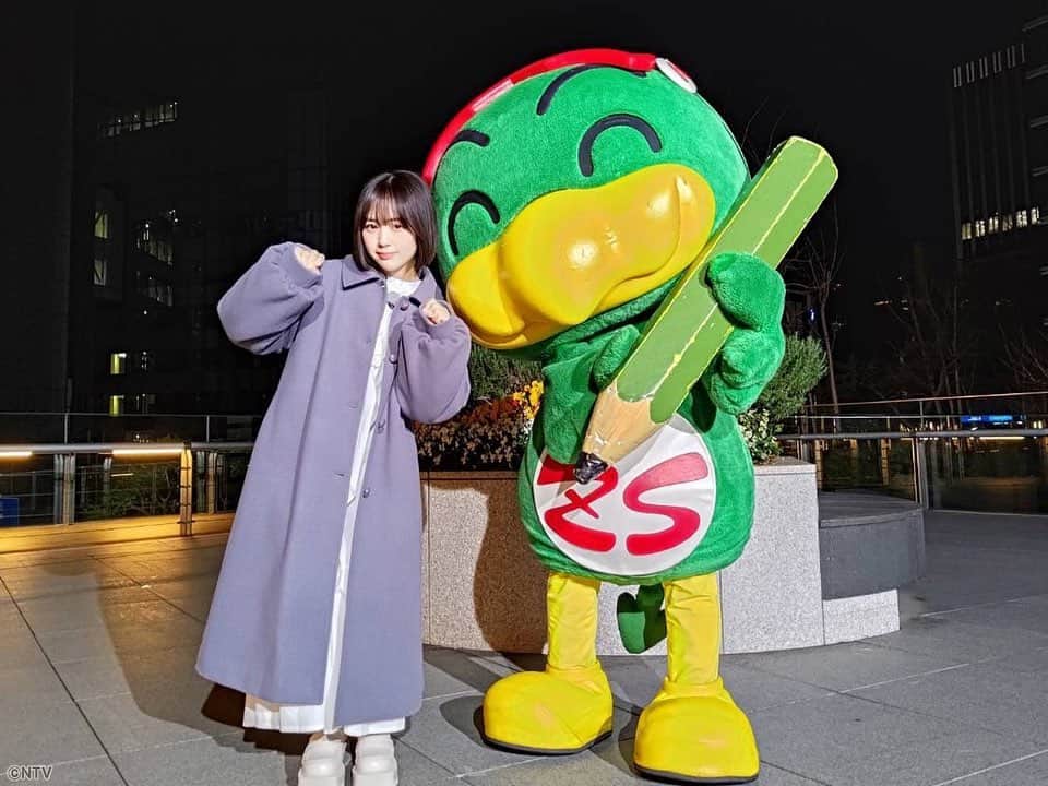 ズームイン!!サタデーさんのインスタグラム写真 - (ズームイン!!サタデーInstagram)「なえなのちゃん お誕生日おめでとー🎊  今日は、なえなのちゃんの誕生日🎂🎉 22歳の抱負は…去年より偏った食生活を改善する💪🏻 同じものいっぱい食べない❗️バランスよく食べます‼️  #なえなの #誕生日 #hbd #happybirthday   #梅澤廉 #鷲見玲奈 #水谷隼 #蛯原哲 #杉江勇次 #国本梨紗 #小髙茉緒 #武内駿輔 #サタボー #ズムサタ 👉💫」1月14日 16時31分 - zumusata