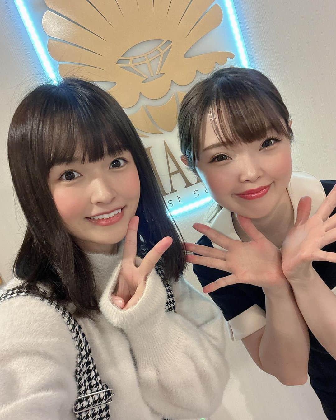 百川晴香さんのインスタグラム写真 - (百川晴香Instagram)「たからさんのバストアップサロン「TIARA」 @takara_fujimoto に久々に行って来ました〜👏💓  ふわふわバストに完成😎 施術も気持ちよかった！それに、少し生活リズム気をつけてたから褒めてもらえて嬉しかった🥹✊💓 頑張ろうって思える！！！！！  やっぱり水飲むのめっちゃ大事✊💓  私のバストアップ＆いいおっぱいを保つのは「水＆タンパク質＆たからさんの凄腕」にかかってるとおもいます😎  美意識あがるしお話も楽しくて癒しでした💓   #バストアップ #美乳 #バストアップサロン #横浜 #神奈川 #完全個室 #美容 #健康 #japanesegirl #idol」1月14日 16時43分 - momokawaharuka