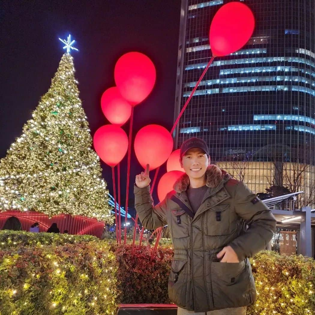 イ・サンウさんのインスタグラム写真 - (イ・サンウInstagram)「오늘밤 #빨간풍선 🎈🎈🎈」1月14日 18時43分 - bbbjovi