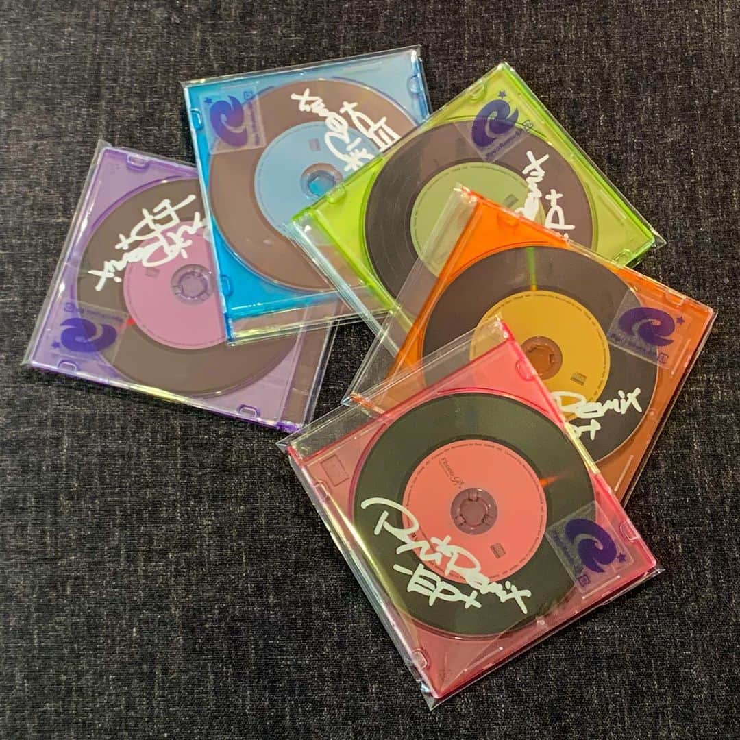 のインスタグラム：「Now on sale at #desucon !  「Ryu☆Remix-EP++ 」  (21 Tracks / Including NonStopMix / autographed and signed by Ryu☆ / 5 Colors )」