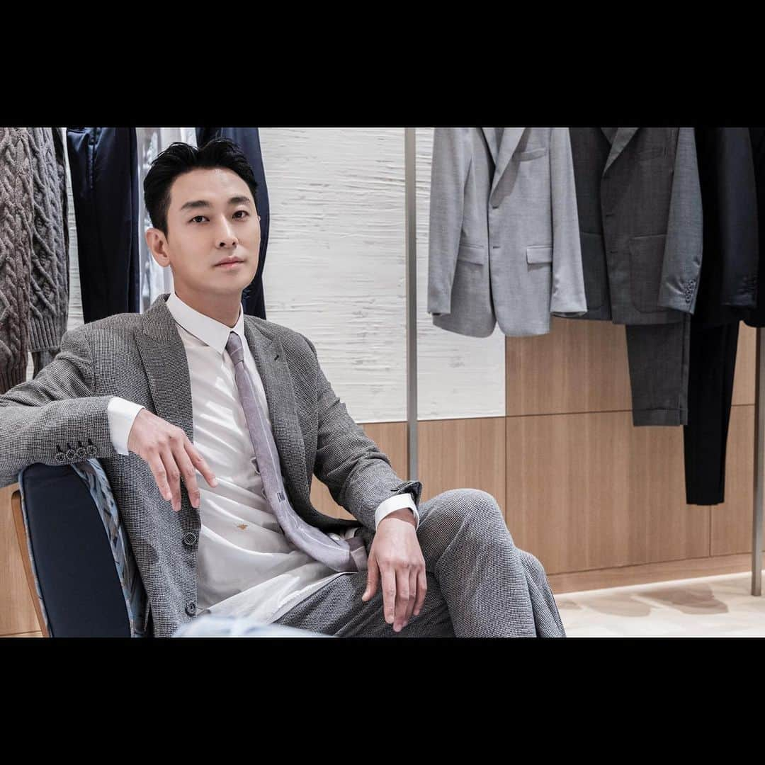 チュ・ジフンさんのインスタグラム写真 - (チュ・ジフンInstagram)「Dior Taipei 101 Store Opening 🤙  #dior @dior」1月14日 19時01分 - _jujihoon