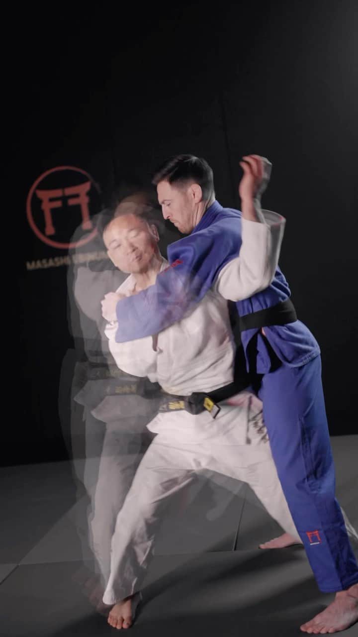 のインスタグラム：「Ippon-seoi 💪 Make your opponents fly!   Learn from 3x World Champion 2x Olympic Medallist  Masashi Ebinuma 🇯🇵 🔜   #Ipponseoinage #Judo #SuperstarJudo #FightingFilms」