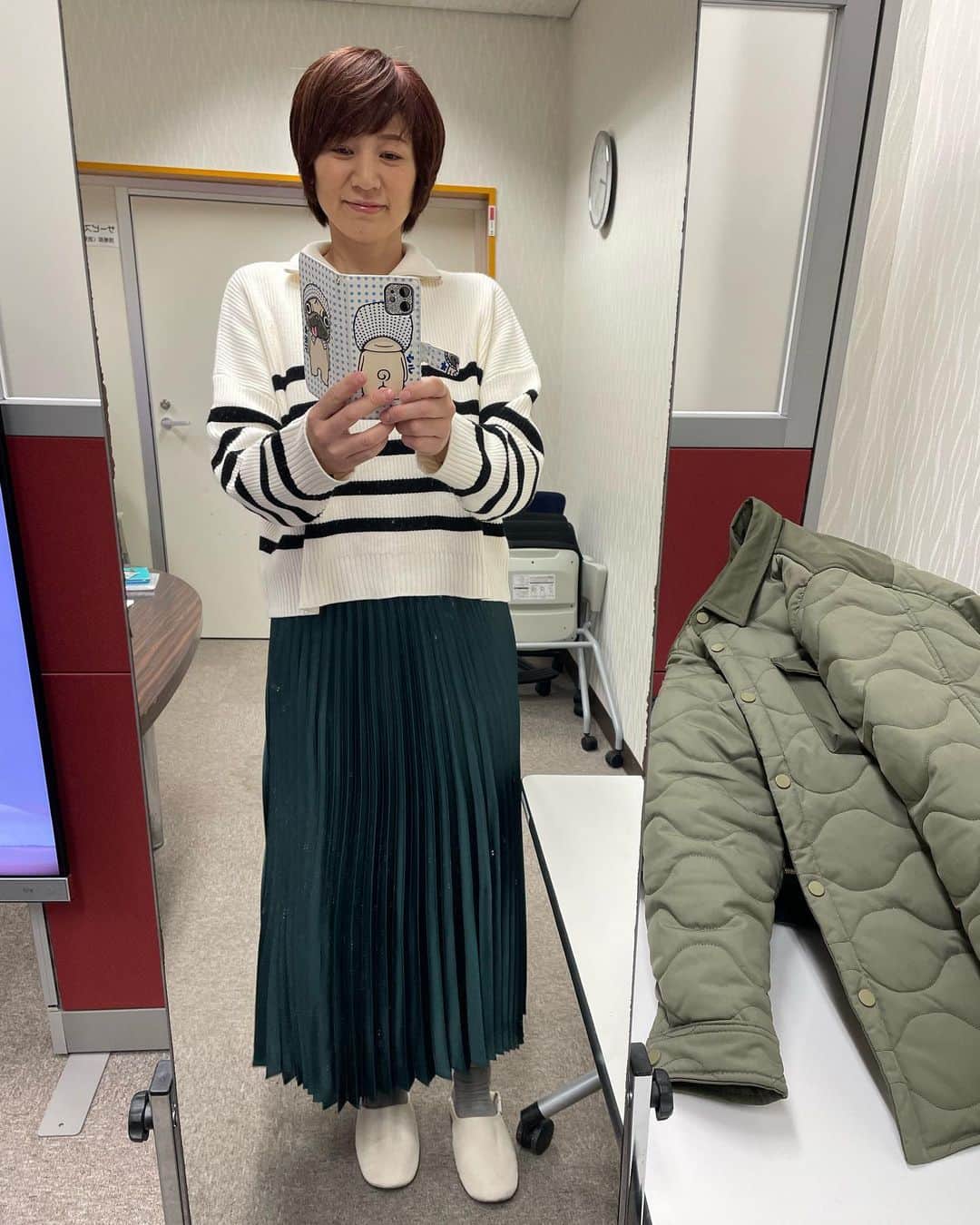 高橋みゆきのインスタグラム：「今日は新年1回目のやまホリでした❣️皆さん今年もよろしくお願いします🥺 #NHK山形 #エンジョイホリデー #今年はもっとチャレンジ」
