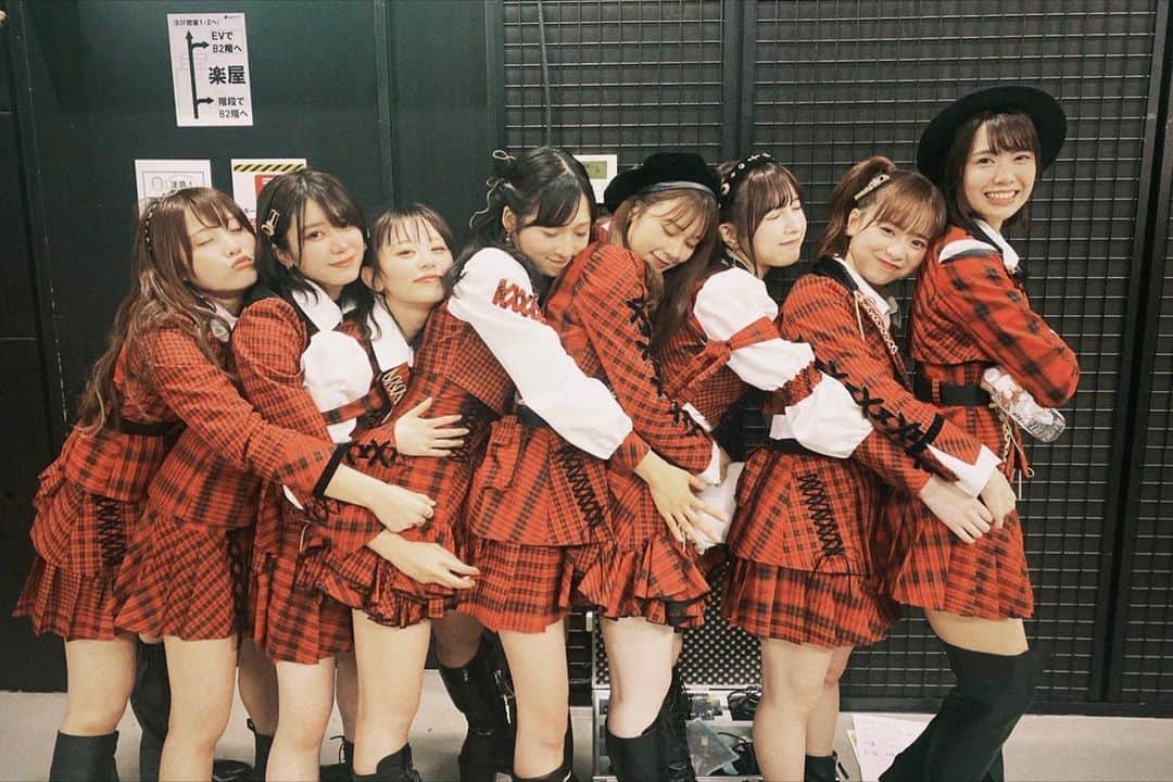 濵咲友菜さんのインスタグラム写真 - (濵咲友菜Instagram)「* この写真お気に入り🤳  チーム８ずっとずっと大好きです♡ #チーム8」1月14日 20時56分 - sayuna_hamachan