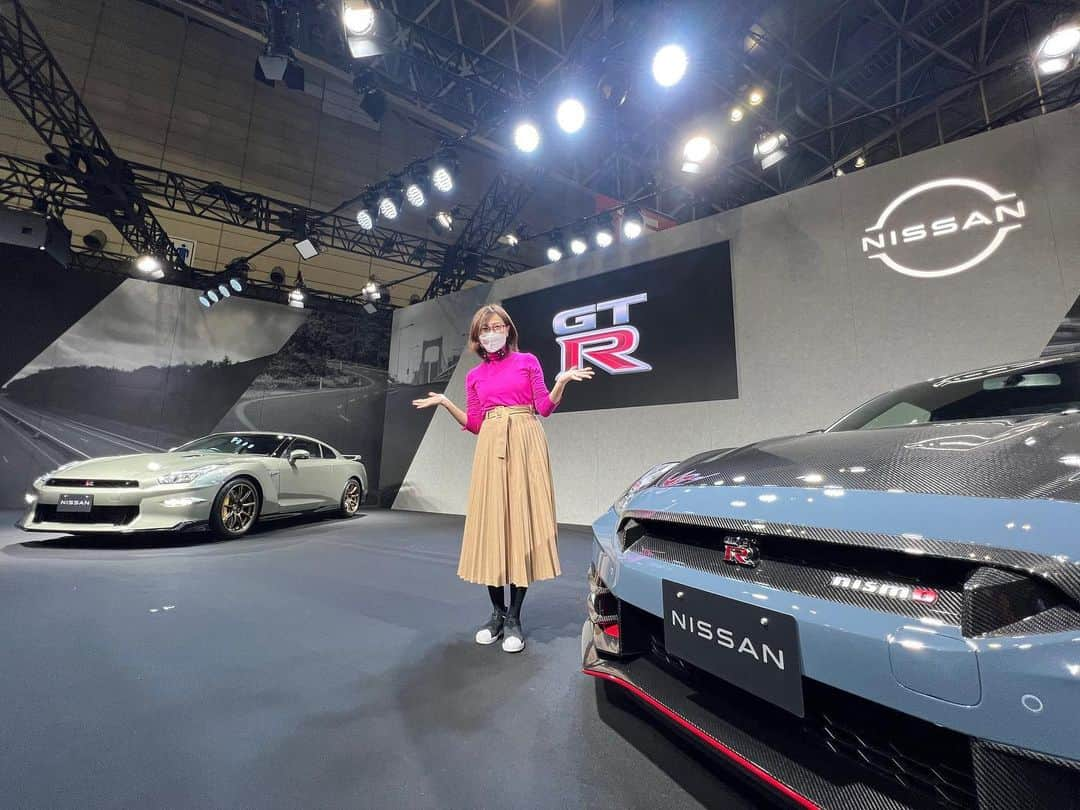 吉田由美さんのインスタグラム写真 - (吉田由美Instagram)「東京オートサロン2023 にて  日産「GT-R 2024年モデル」世界初公開！  https://youtu.be/ZaZI1z-S5JQ  #東京オートサロン #日産GT-R #2024 #吉田由美ちゃんねる」1月14日 21時30分 - yumi__yoshida