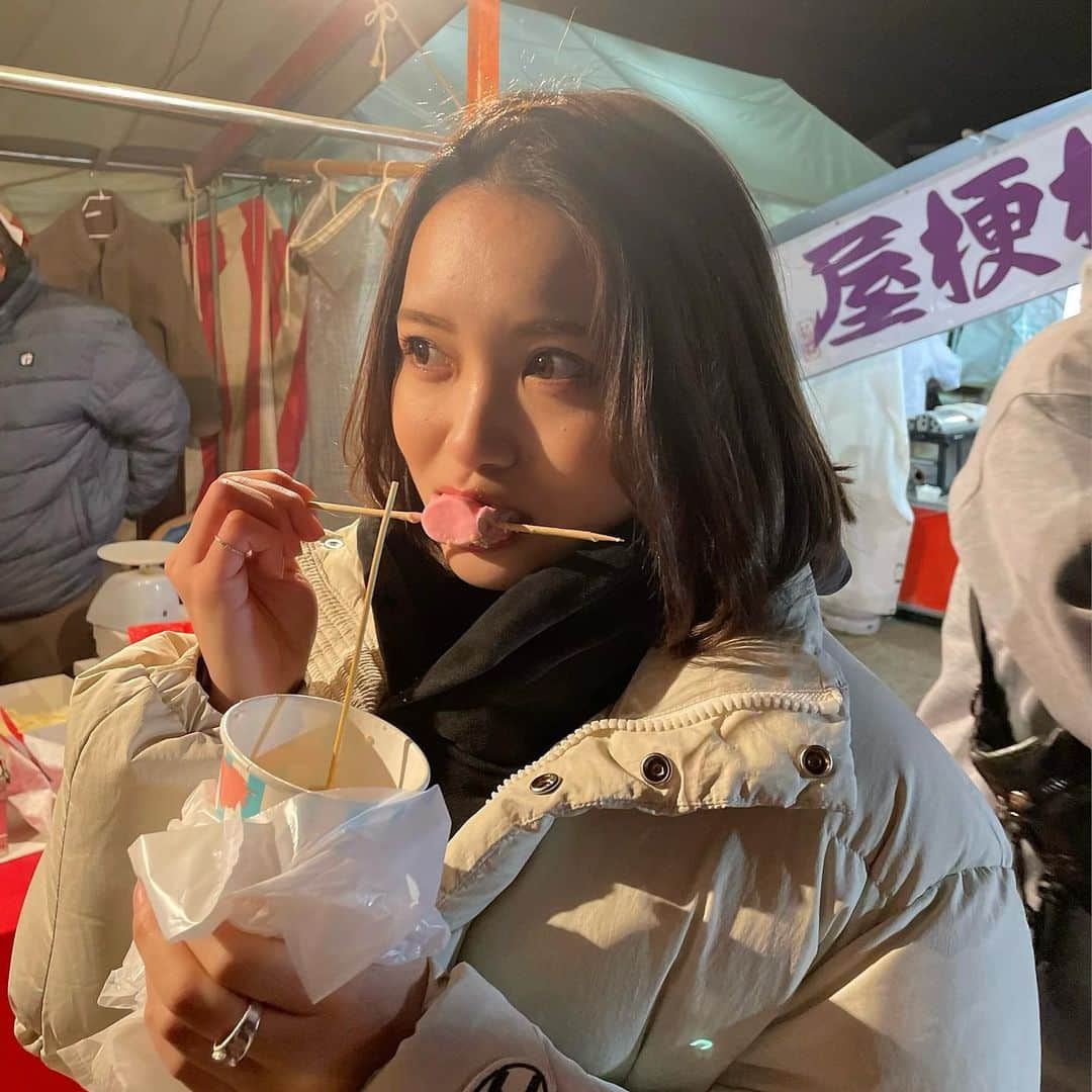 のインスタグラム：「今年はたくさんお祭り行きたいな。 ・ ・ というより屋台でたくさん美味しいもの食べたい。 なんで屋台のご飯ってあんな美味しく感じるんだろう ・ ・ ・」