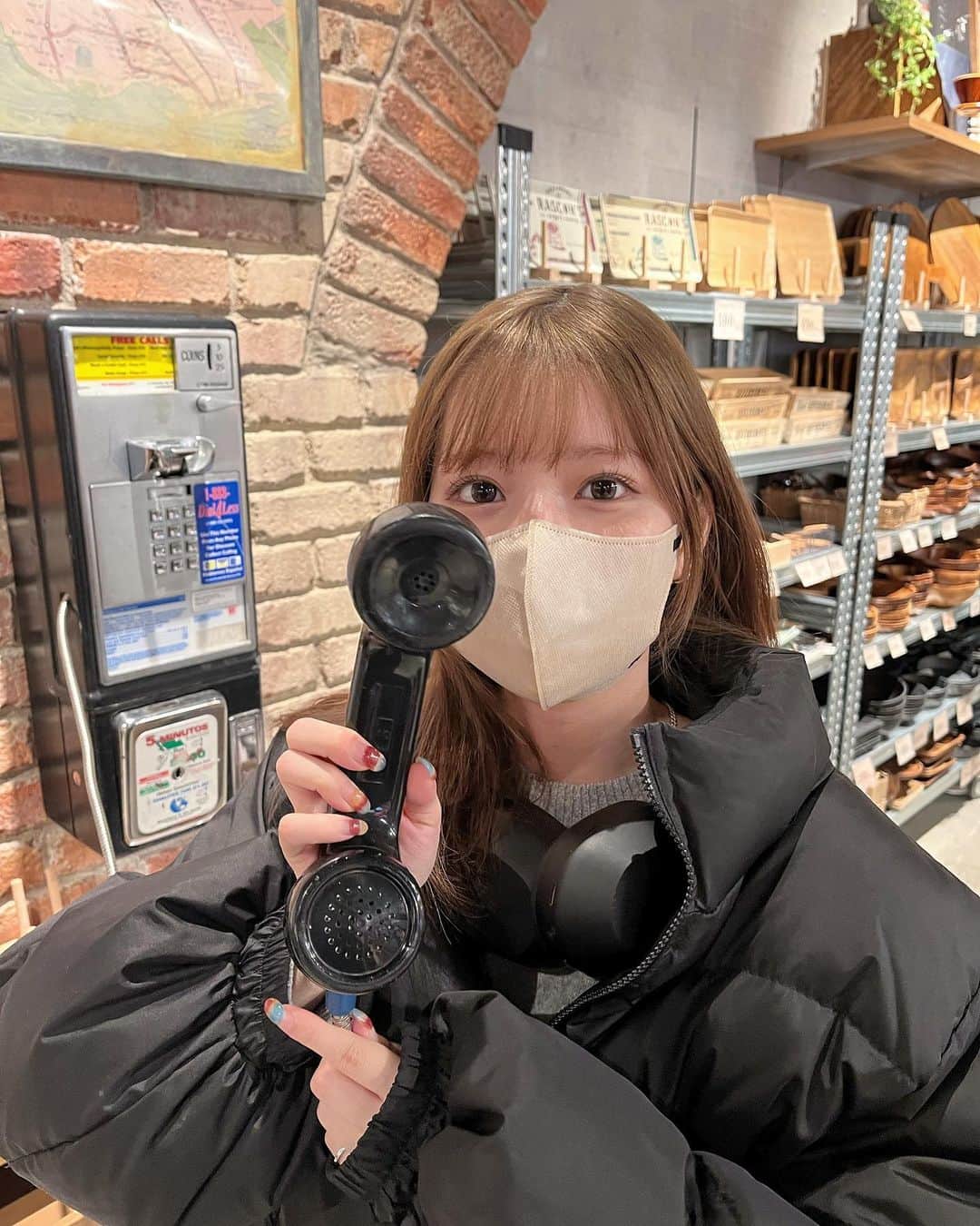 sarimaru(国木田さりまる)のインスタグラム：「髪染めた人です☺︎🎧」