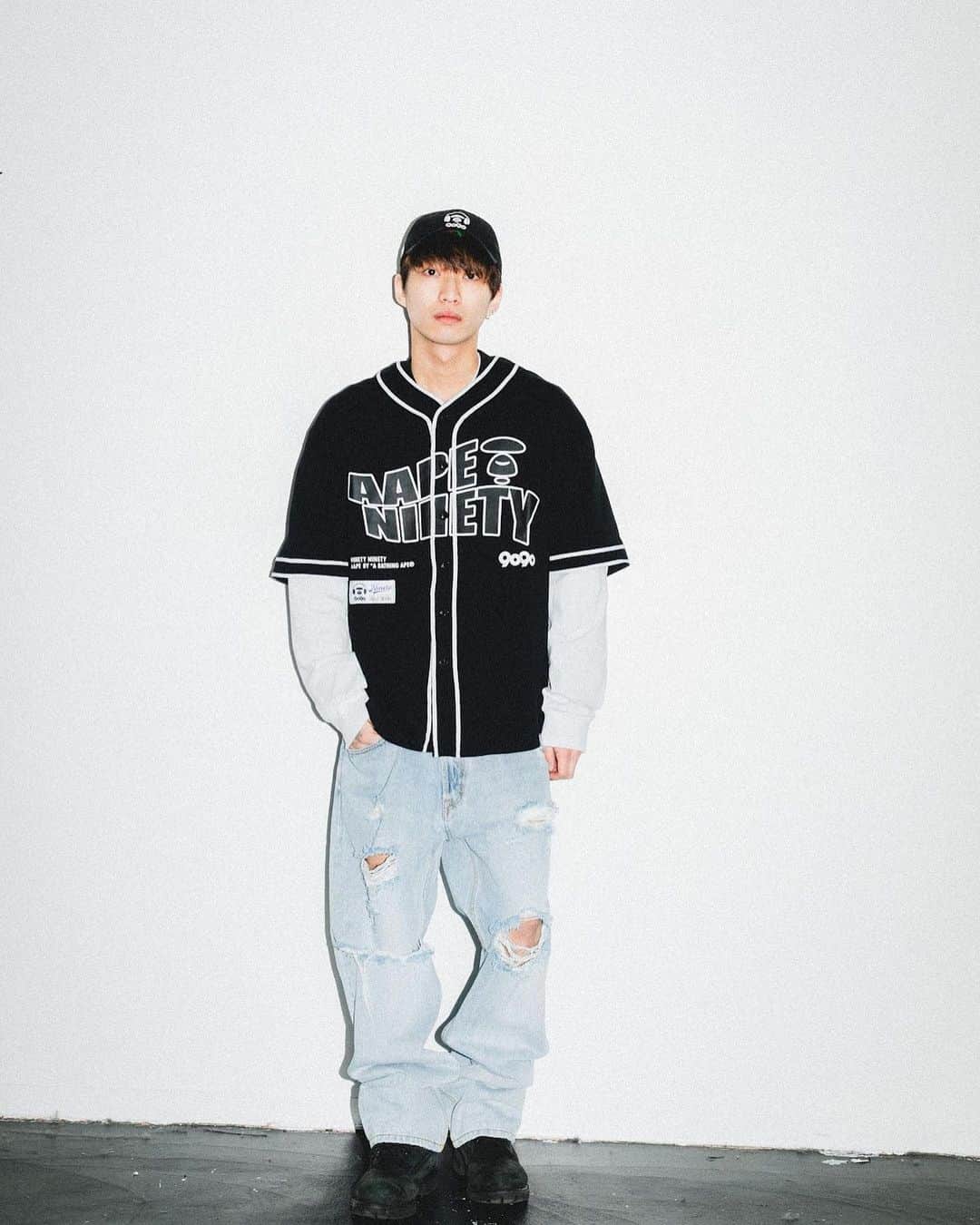 百足のインスタグラム：「【9090 × AAPE】  コラボ🦍🦍💨💨  #9090 #aape」