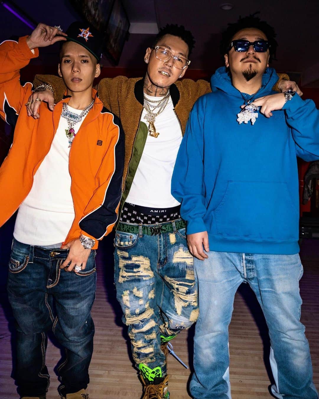 KOWICHIのインスタグラム：「両手に波🌊」