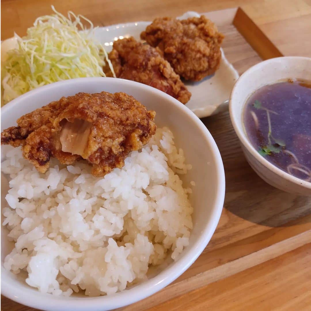 日向正樹のインスタグラム：「唐揚げ定食だ！ #伊蔵八」