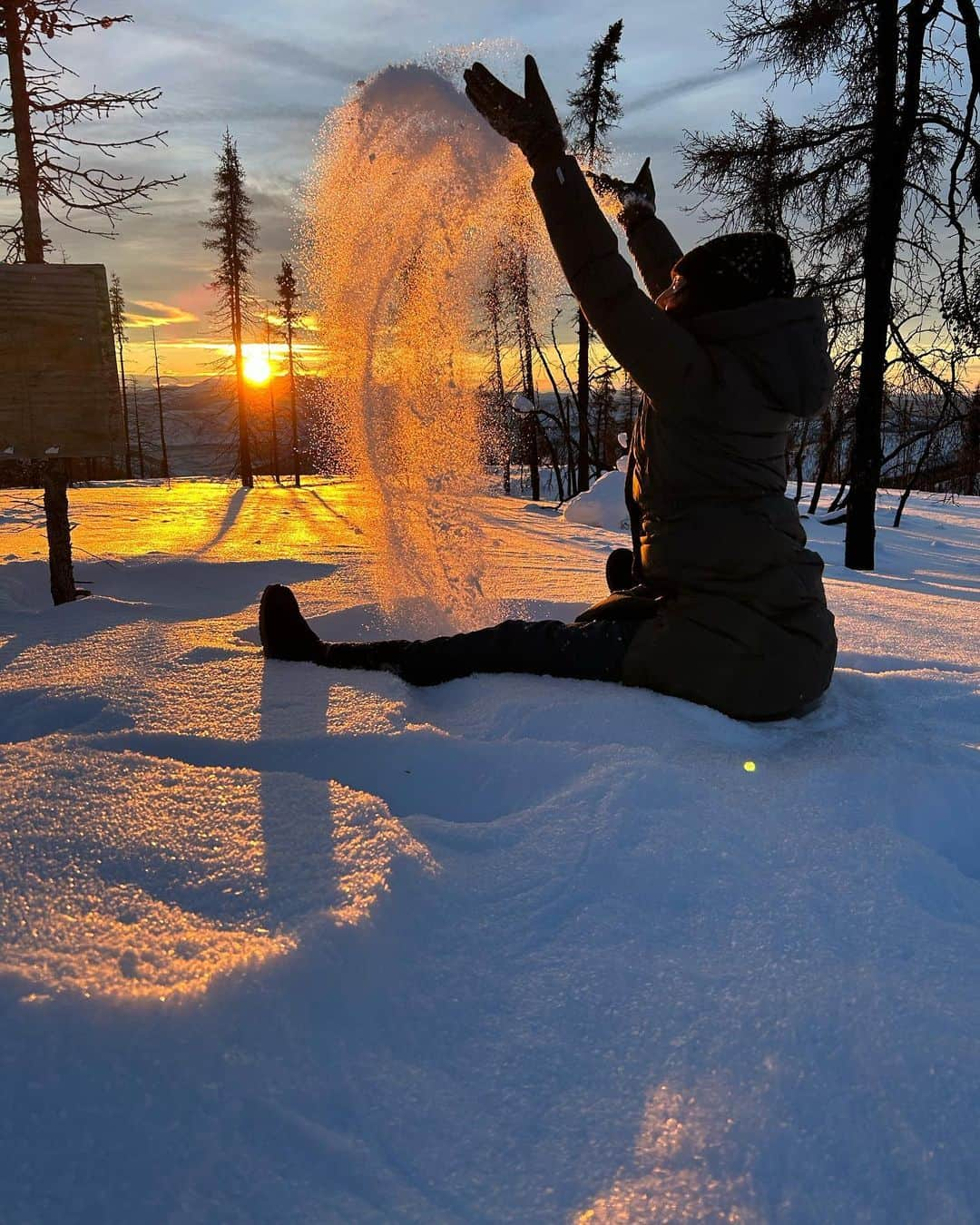 小泉麻耶さんのインスタグラム写真 - (小泉麻耶Instagram)「2023年最初のexciting moments🌈  Love Alaska! so much fun to explore the Nature!!  #alaska #nothenlights #fairbanks #nonfilter #iphone14」1月29日 13時24分 - mayakoizumi