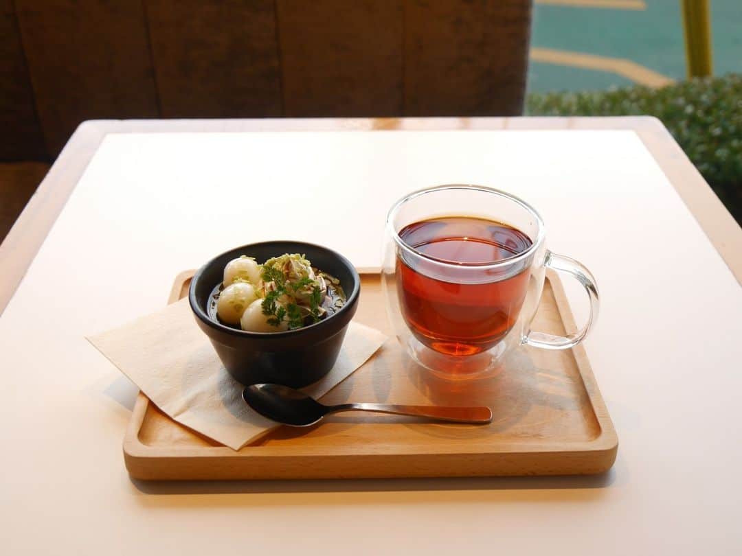 WORLD NEIGHBORS CAFEのインスタグラム：「🍨⁠ ⁠ 2023/1/26～⁠ Matcha pudding 700-⁠ Week day⁠ 3pm～⁠ Holiday&Weekend 11am～⁠ ⁠ なめらか濃厚な #抹茶プリン が期間限定でデビュー🍮⁠ 15:00～17:00はドリンクとセットで100円引きです☕⁠ ⁠ 期間限定です🤗⁠ ご注文お待ちしております◎⁠ ⁠ ☾ モーニングおやすみ中 ☾⁠ 11:00 LUNCH⁠ 15:00 TEA TIME⁠ 17:00 DINNER⁠ 22:00 Last Order⁠ 23:00 Close⁠ -------------------------⁠⁠ 定休日：水曜日⁠ UberEats＆出前館⁠ WORLD NEIGHBORS CAFE⁠ 東京都文京区大塚4-45-9⁠ 03-5981-6211⁠⁠」