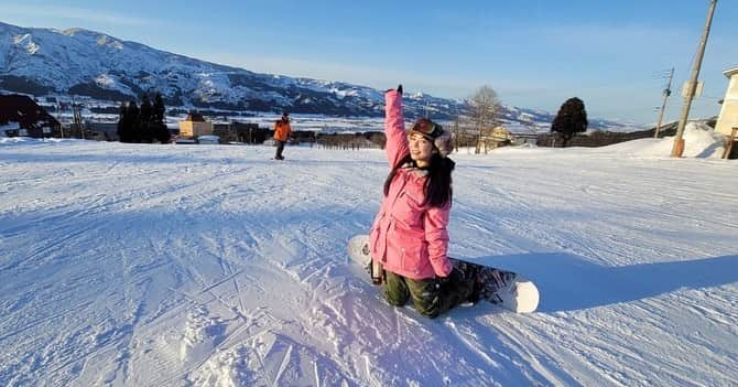 神崎美羽さんのインスタグラム写真 - (神崎美羽Instagram)「いっぱい雪降って もふもふだろーなぁ☃️  もふもふしに行きたいーー！！  #スノボ #snowboard  #スノボ女子」1月29日 17時55分 - miu_kanzaki