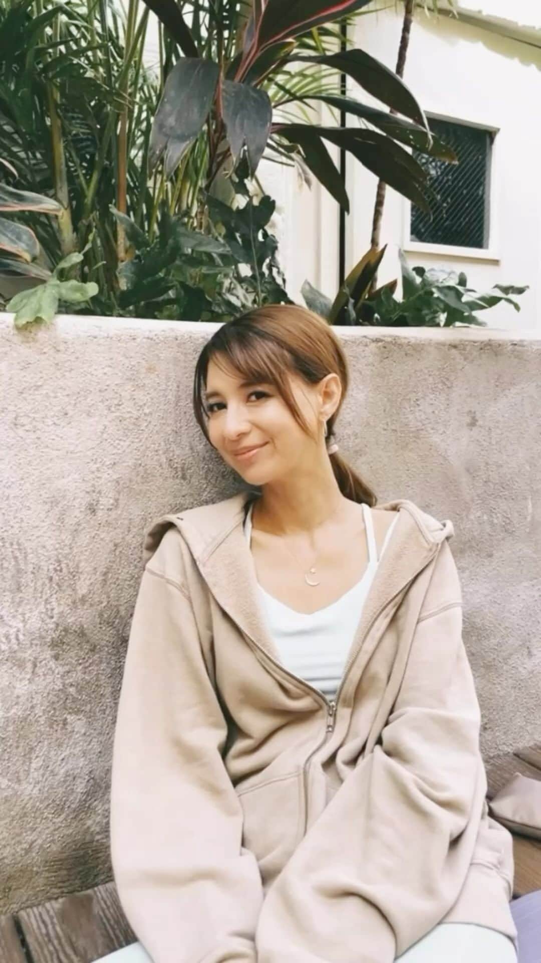 吉川ひなののインスタグラム：「娘と朝ヨガ🧘🏼‍♀️して、veganランチ、食材のお買い物デート🦄🤍」