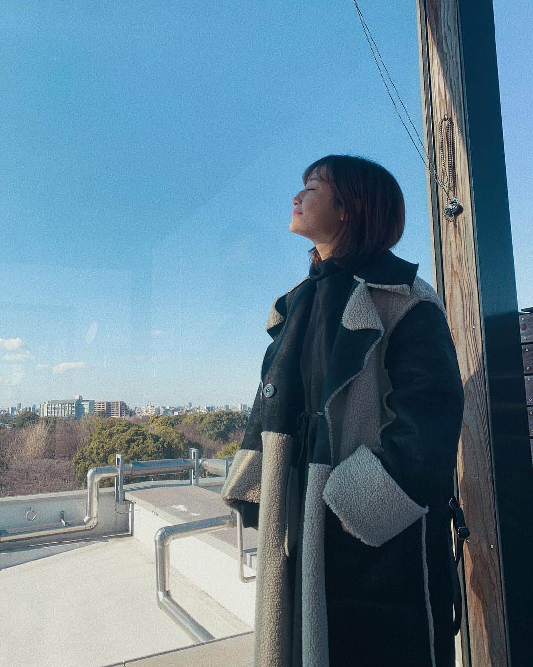森岡朋奈さんのインスタグラム写真 - (森岡朋奈Instagram)「上野行ってきた。  娘が撮ってくれた☺️ 右に被写体寄せて撮ってるところにセンスを感じる。」1月29日 18時50分 - morioka_tomona