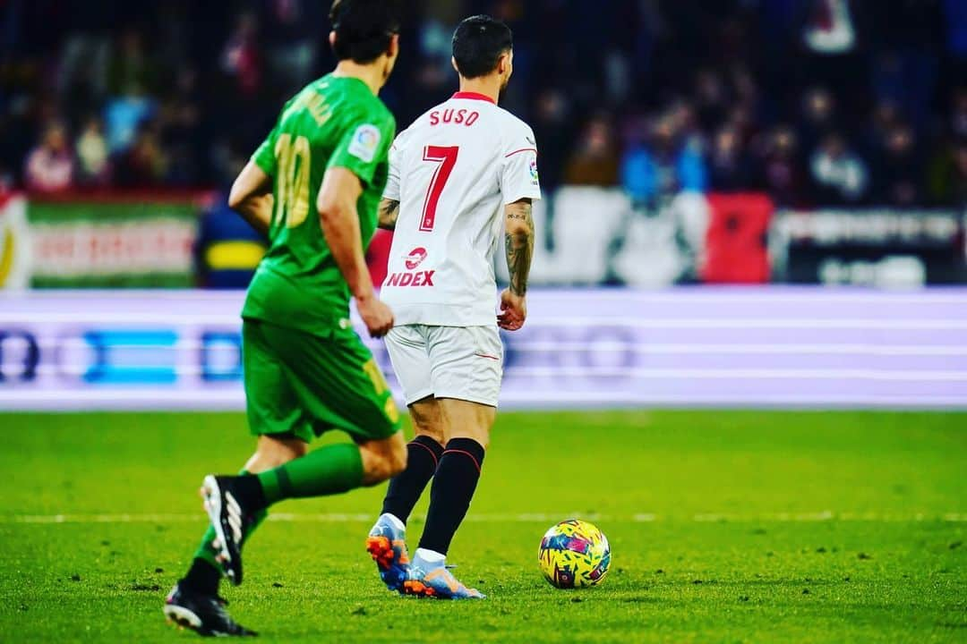 ヘスス・フェルナンデス・サエスのインスタグラム：「Mejorar, insistir y tiempo. Seguimos nuestro camino porque esto es muy largo. ¡Todos juntos! Vamos @sevillafc」