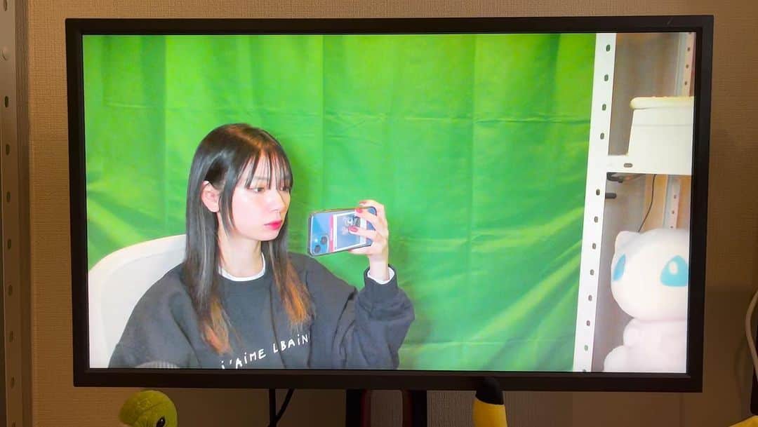 きなりのインスタグラム：「twitch配信毎日遊びに来てくださっている皆さまありがとうございます🥹🤍 毎日色んなゲームしながらダラダラ話すの本当楽しい〜〜！ 来週からサブスクも解禁されるのでファミリーなりましょ！！！ ずっとやるって言いながら出来ず、やっと始められて嬉しい✌️ 暫くしたら前に作ってたYouTubeも動画上げてくので楽しみにしててください！ 皆様がいるから頑張れる〜！ まだ見てない人はストーリーハイライトからtwitch飛べるので遊びに来てね！」