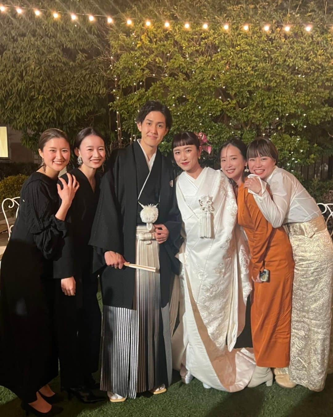 山下奈々美さんのインスタグラム写真 - (山下奈々美Instagram)「大好きなまこの結婚式♡ 温かい人達に囲まれて育ったからこんなに素敵な子になったんだと、しみじみ🥺✨ 旦那さんも優しいオーラ滲みでてて幸せいっぱいの時間でした☺️ まこおめでとう♡  式のために前ノリして✈️打ち合わせという名の前夜祭も開いて楽しかった〜😂💕  #wedding #bride #結婚式」1月29日 20時08分 - nanami_yamanana