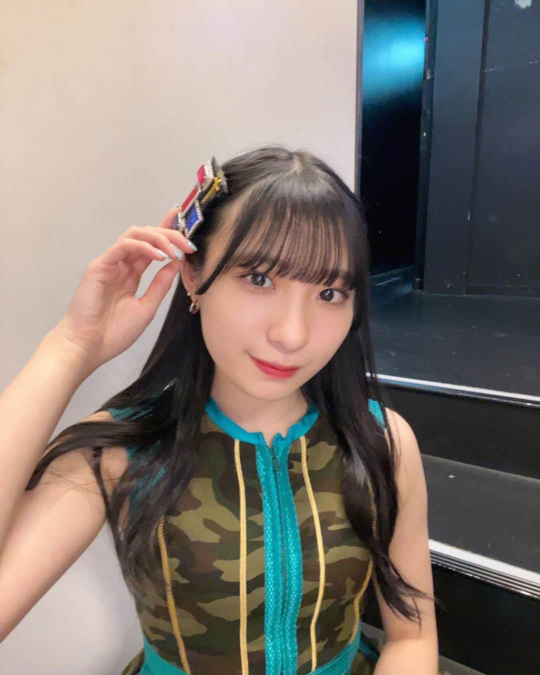 石黒友月のインスタグラム：「(^_-)✌🏻💚」