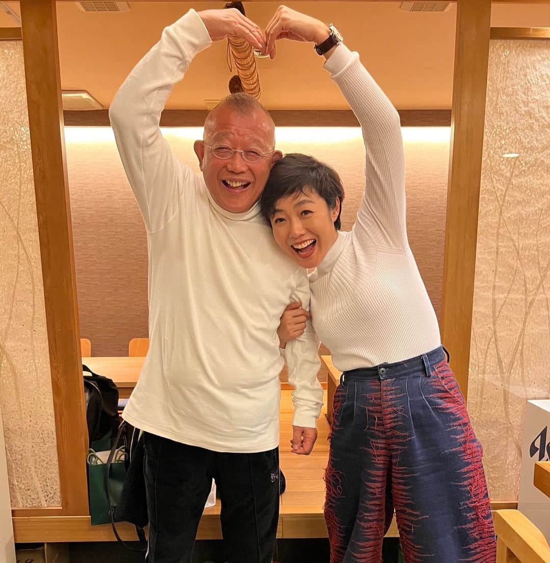笑福亭鶴瓶さんのインスタグラム写真 - (笑福亭鶴瓶Instagram)「有働由美子、こんなに仲良くなりました。」1月15日 21時11分 - shofukuteitsurube
