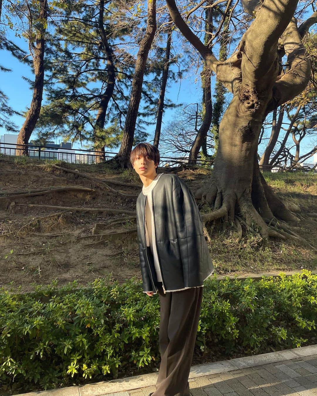 木村慧人のインスタグラム：「🚶‍♂️☀️」