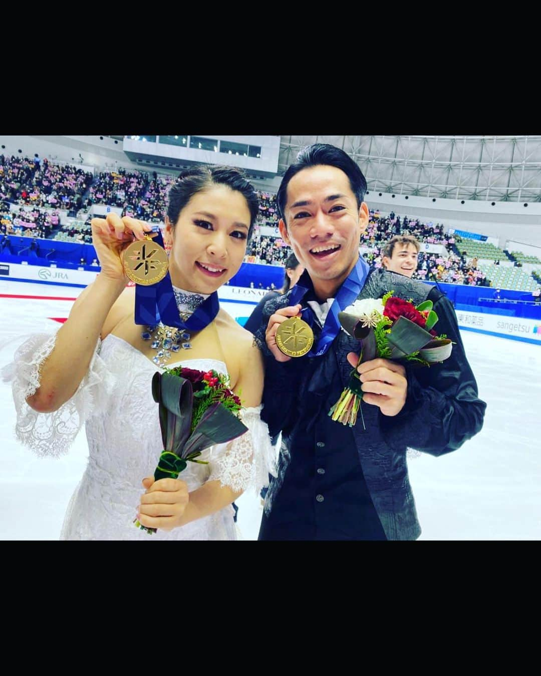 高橋大輔のインスタグラム：「こちらも大変遅くなりましたが💦  全日本選手権2022では沢山のご声援ありがとうございました！ 念願の優勝を叶える事が出来ました。　 今大会は オリンピックシーズンの全日本での転倒の事が頭をよぎったり、今シーズンは1番の大きな目標である全日本優勝もあり、本当に緊張感の高い試合だったのですが、皆様の温かい応援のおかげで、なんとか乗り切る事が出来ました。 まぁ、最後はやらかしてしまいましたがw ここはキメたかった😭w不甲斐ない。。  四大陸選手権、世界選手権の出場権を獲得する事が出来たので、精一杯やっていきたいと思います！ 完璧なオペラ座の怪人を披露できるように精進して参りますので、また応援宜しくお願い致します！  ありがとうございました！  @k.a.n.a.m.u.r.a @ @skycourt50  @pumajapan  #関西大学kfsc  #かなだい#k7d1  #全日本フィギュア#フィギュアスケート#figurskating #アイスダンス#icedance #ラテンダンス #latndance #オペラ座の怪人 #phantomoftheopera @kojirikenta @sarry_0522 @koyotodoroki」