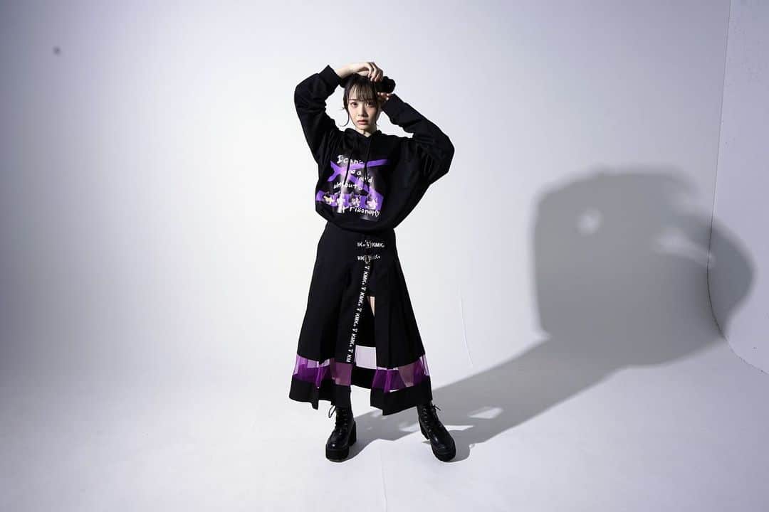 横山結衣さんのインスタグラム写真 - (横山結衣Instagram)「#kinglymask さんとコラボ商品が発売してます🦋  すっっごいこだわってデザインしました🐱  細かいところまで見ていただけると嬉しいです☺️☺️」1月15日 14時41分 - yoko_yui_team8