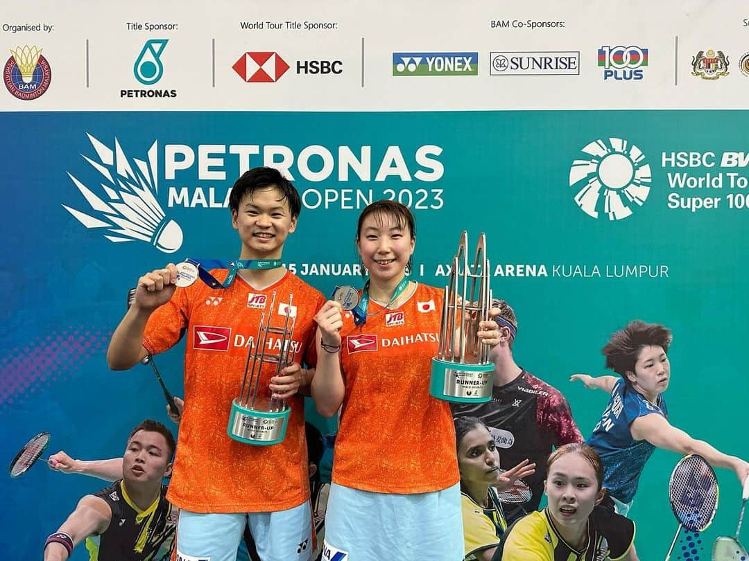 東野有紗さんのインスタグラム写真 - (東野有紗Instagram)「Malaysia Open🥈 Thank you for all your support!!  Happy to be back in this place again. Come back stronger.  I'll do my best next week too🇲🇾→🇮🇳  マレーシアオープン2位でした！ たくさんの応援ありがとうございました。 またこの場所に戻ってこれて、凄く楽しかったです🥳 また来週も頑張ります！！  #ワタガシ #Malaysia open  @badmintonphoto_official」1月15日 16時29分 - aripei.meee