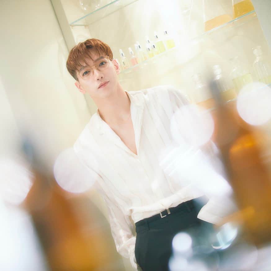 ジュンス のインスタグラム：「생일 축하해준 마음 고마워요 🤍 23세 화이팅 👦🏻 아 23년..화이팅…😂😘」