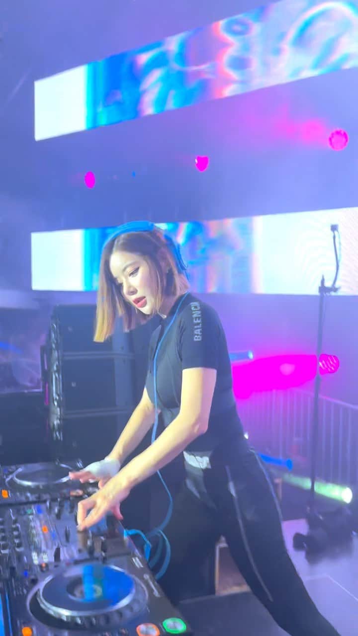 Dj Sodaのインスタグラム：「Hello KL! I was super happy last night! Sayang sayang bestie😘😘💕💕」