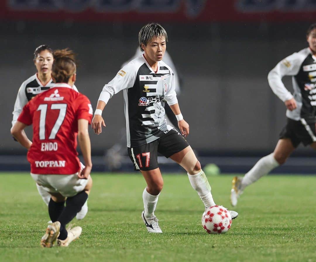 山本摩也のインスタグラム：「. ⁡ A la semifinaaaaaaaaaaaaal!! 一つずつ🦁 ⁡ #inac神戸 #aboutlastnight #futbol」