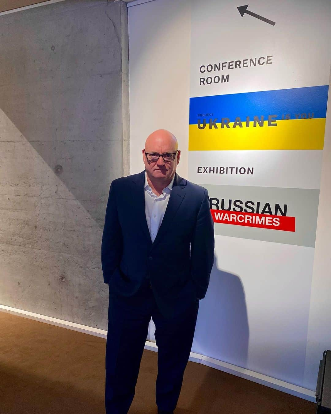 スコット・ケリーのインスタグラム：「Here @ukraine.house.davos today to talk @worldeconomicforum about the importance of our continued global response to the unjust war against Ukraine, and the democratic world.  Despite borders drawn on a map, we are inherently connected.  For life on Earth to prosper for one, we must all prosper. #united24」