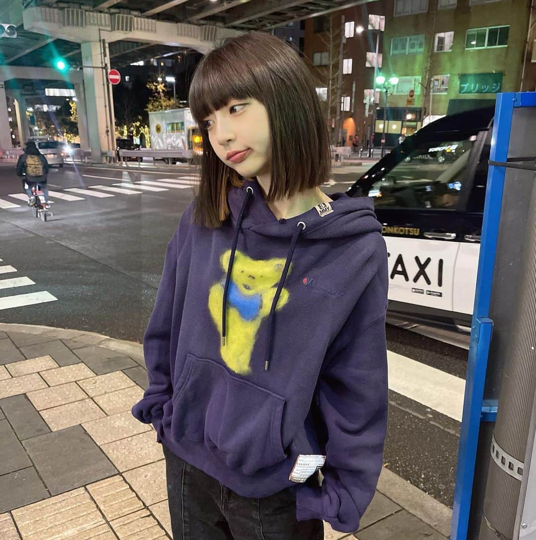 荻野由佳のインスタグラム：「🐻💜 はやくあたたかくならないかな😵‍💫😵‍💫」