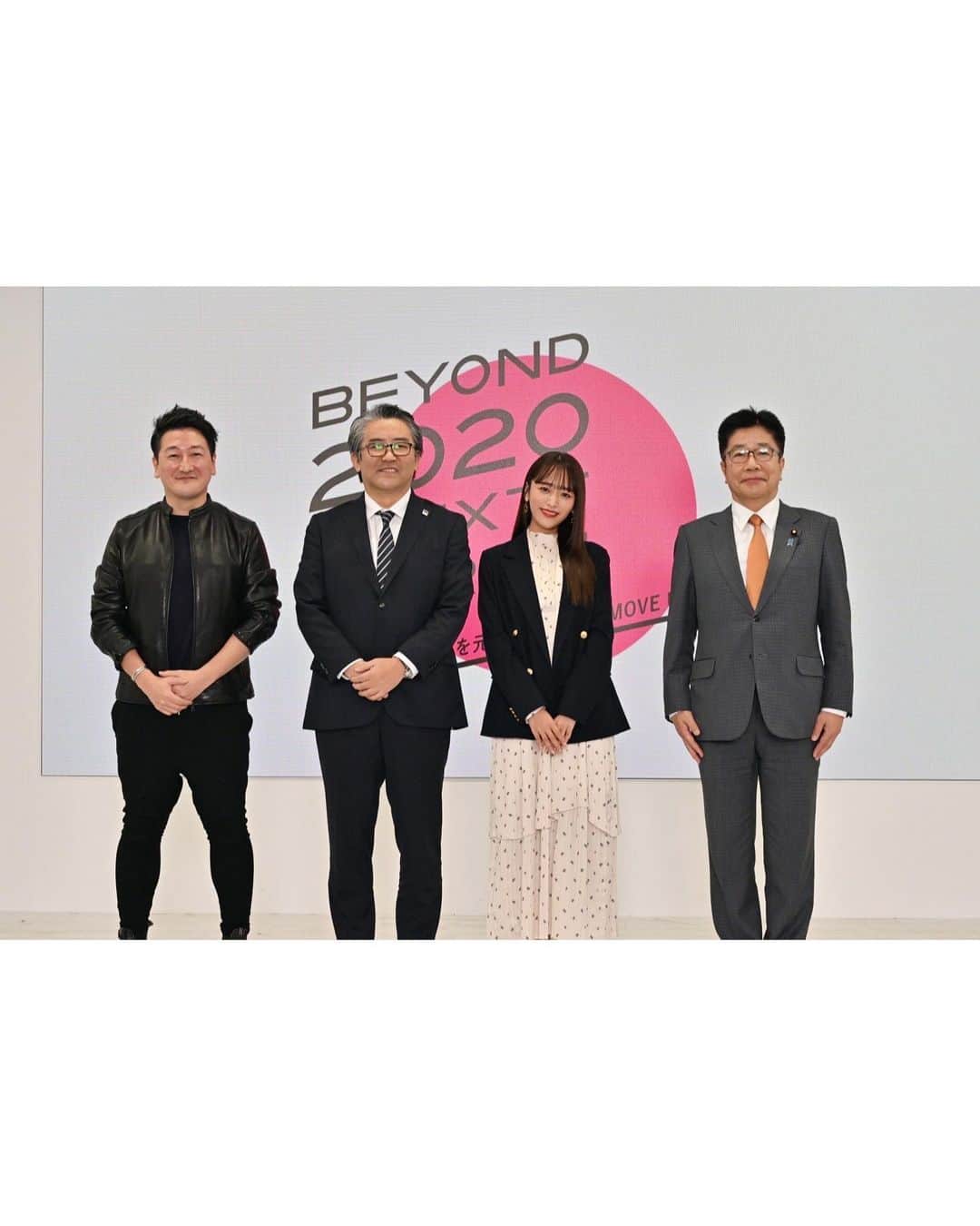 近藤千尋のインスタグラム：「BEYOND 2020 NEXT FORUM  －QOL向上を考える－ 次世代ライフサイエンスをテーマにした、第1回目のスタディ・フォーラムに 登壇させて頂きました💕😍  自分なりのQOL、Quality Of Life についてお話しさせて頂きました✨ 育児中の皆さんにも是非聞いて頂きたいです💓  いつもより真面目なわたし。笑  #近藤千尋衣装  ウェア @lily_brown_official  アクセサリー @joueteofficial  シューズ @dianashoespress」
