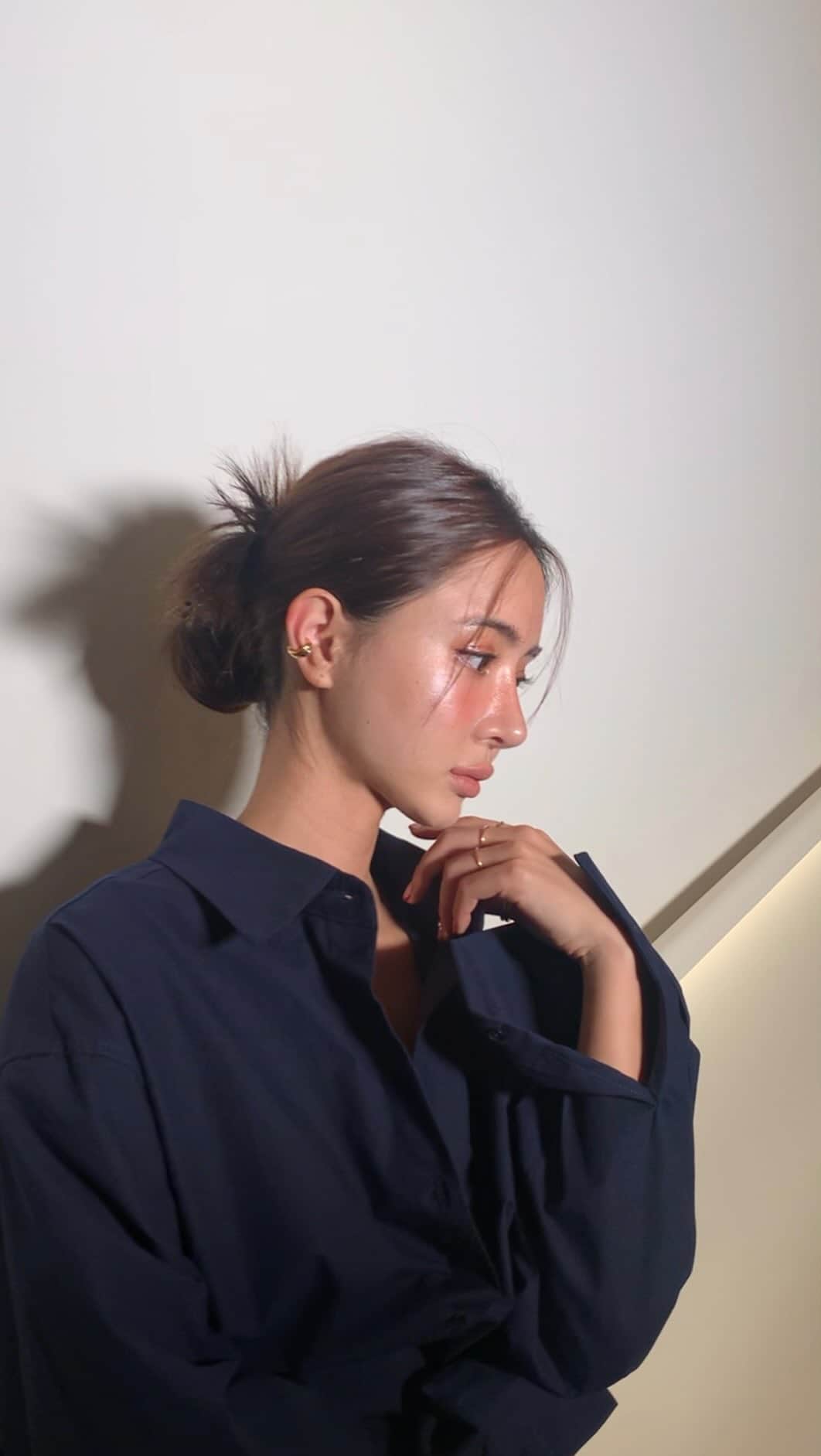 キム・ボラムのインスタグラム：「오늘부터 이틀간 설맞이 깜짝 이벤트 ✨#르라미  저희 메이드 상품들과 핫한신상들 준비해두었으니 놓치지마시고 다들 득템들 하세요🎉」