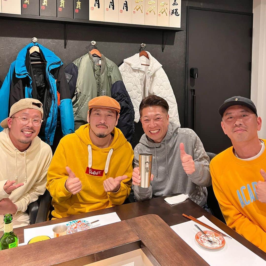 RYO the SKYWALKERのインスタグラム：「今日はタカフィン @ragga_takafin と一緒に梅田さん @umeda.umeda にMっ邸 @matty2017osaka お誘い頂きました。 ⁡ いつもながら全てがカンペキで最高でした！✨ 楽しかったしおいしかった〜🙌 ⁡ 2023年もがんばれます🔥ありがとうございます🙏」