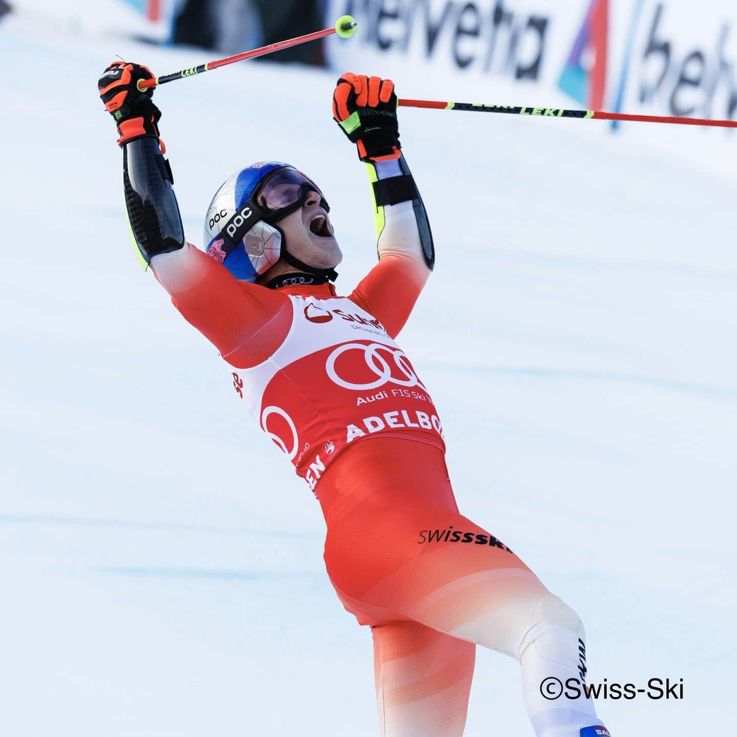 Descenteさんのインスタグラム写真 - (DescenteInstagram)「The world's best quality of "DESCENTE" and the world's best alpine ski player "Marco Odermatt"  Marco Odermatt, the world's best alpine ski player.  He took the first place again in Adelboden, Swiss, which is held FIS AUDI WORLD CUP in January 6th-7th.  He won 10 gold medals in the FIS AUDI WORLD CUP 22/23 Season with DESCENTE.  #marcoodermatt  #swissski  #designthatmoves  #descente  #descenteski」1月17日 10時19分 - descente_international