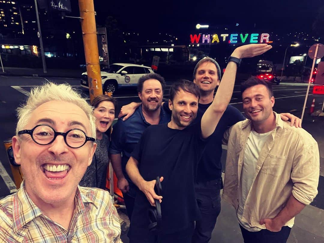 アラン・カミングのインスタグラム：「Auckland!」
