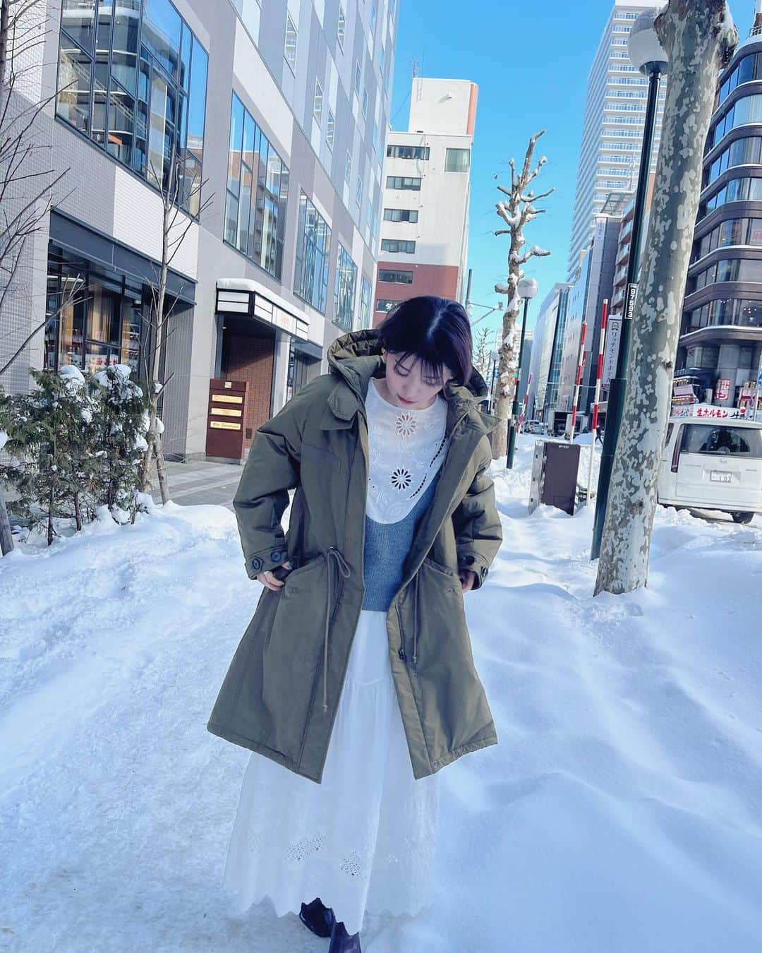 羽柴なつみのインスタグラム：「新年初めての #真夜中のイイね  ロケしてきました〜☃️  今年も何卒よろしくお願いします！」