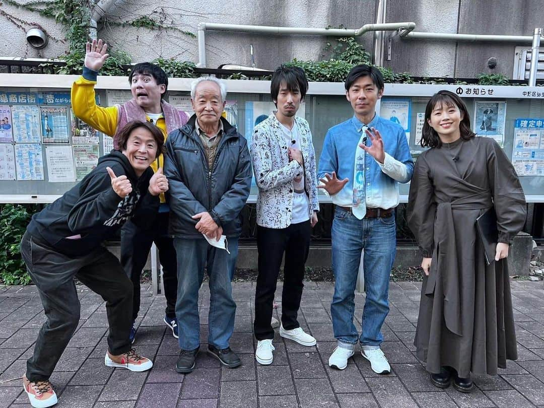 田中萌さんのインスタグラム写真 - (田中萌Instagram)「* テレビ朝日きょう深夜2:02〜 『ホリケンのみんなともだち』 ふれあい商店街ロケ後編です☺️  みんなボケ続けて大変だけど最高🤣✨  ナレーションは萩野さん♡ @shihoko_hagino  ぜひご覧ください〜🙌💛  夜9時〜は#アベプラ あります！  #テレビ朝日#バラエティ#ホリケンのみんなともだち#ふれあい商店街#商店街ロケ#後編」1月17日 20時43分 - moetanaka_ex