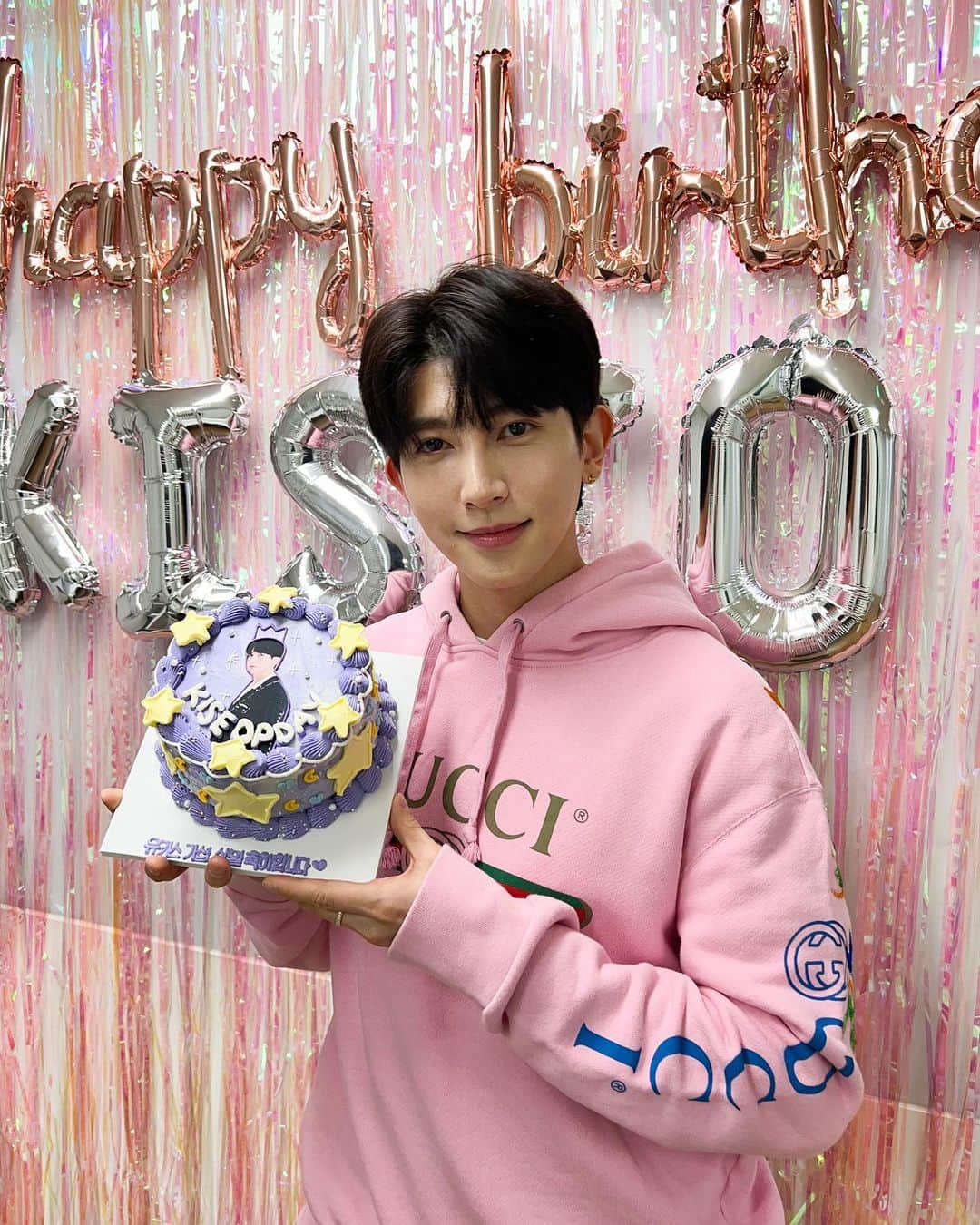 U-KISSさんのインスタグラム写真 - (U-KISSInstagram)「kiseopの誕生日ライブを見てくださってありがとうございます。💜  #UKISS #유키스 #soohyun #수현 #hoon #훈 #kiseop #기섭」1月17日 12時00分 - ukiss_japanofficial