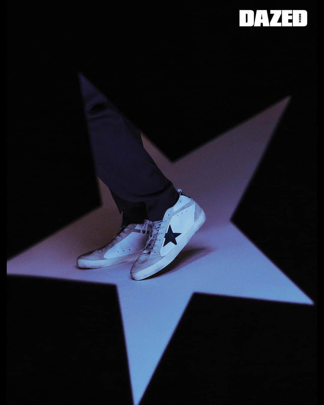 サイモンD さんのインスタグラム写真 - (サイモンD Instagram)「shoot me more stars⭐️ @dazedkorea with @goldengoose」1月17日 12時32分 - longlivesmdc