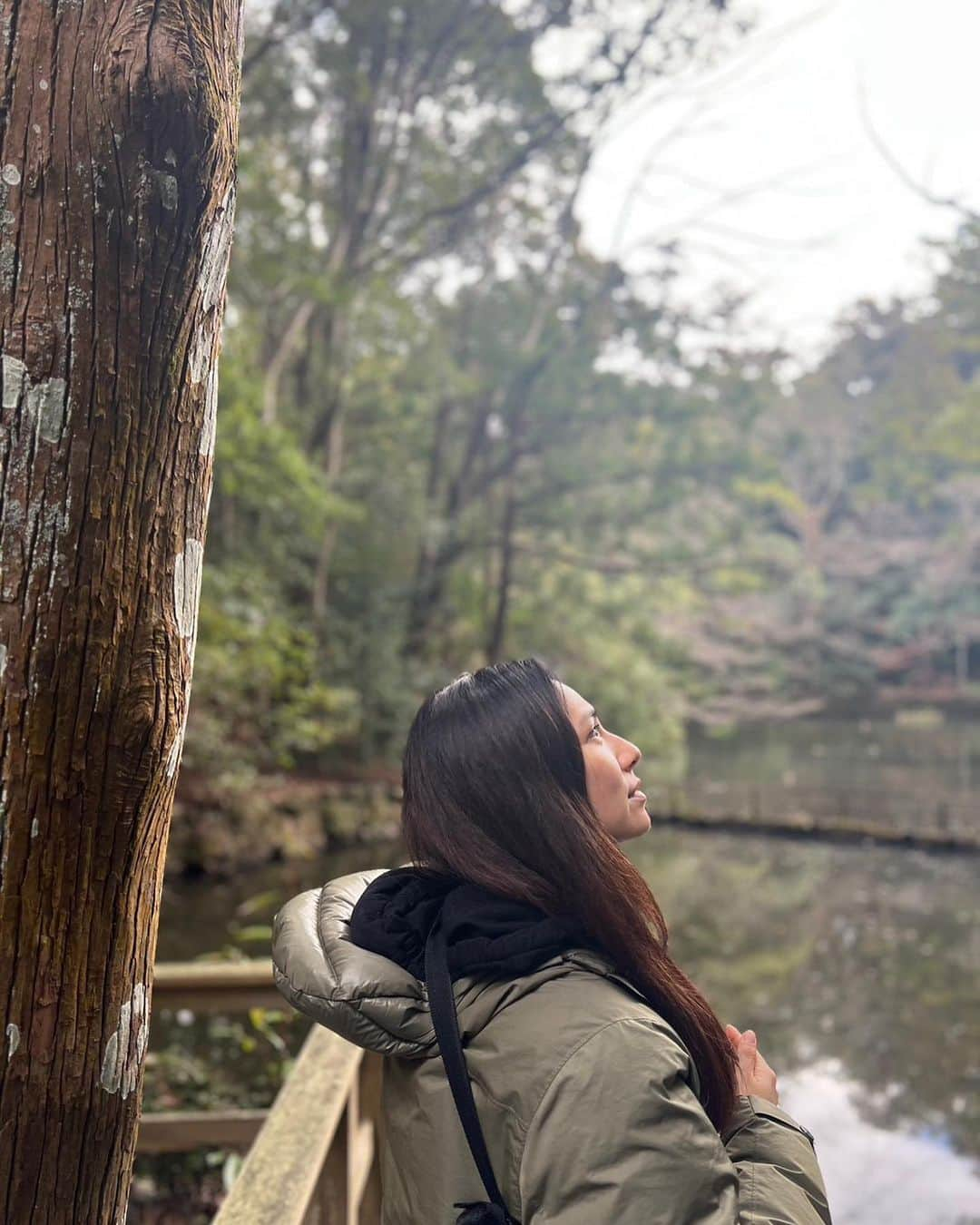 野波麻帆さんのインスタグラム写真 - (野波麻帆Instagram)「. 今年のお正月は伊勢神宮へ行って来ました。 素晴らしい気が流れていて、心も身体も浄化され真っ新な新しい気持ちになり、とても気持ちの良い年初めとなりました。 ドラマの撮影も始まっております。😊 今週は映画の撮影で京都を訪れるのでそちらも楽しみ。 2023年も心を整え、何事にも真っ直ぐ向き合い、努力し精進し楽しんで行きたいと思いますっ！ 🥺✨✨✨」1月17日 14時02分 - mahononami