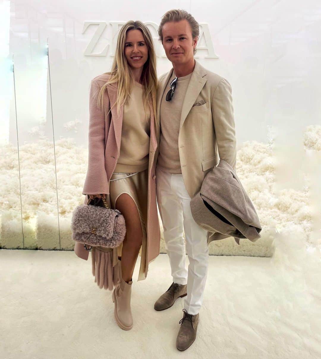 ニコ・ロズベルグのインスタグラム：「Milan with @zegnaofficial . Love the pic 2 styling. Also like how they are pushing for more sustainability: have Planted >500,000 trees in their home Piemonte (italy) region and all cashmere 100% traceable by next year for example by buying the sheep farms.」