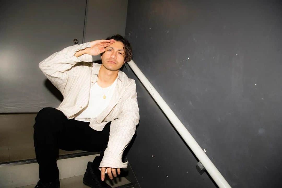 リアド偉武のインスタグラム：「よしゃ！相模原2日間終了しました。観に来てくれた方ありがとうございました。まじで最高の雰囲気。まじで。 2023、良いスタート。このままガツガツに前進していくんで見守ってて下さい。着いて来てください👍🏻 #実は俺も #相模原思い出深い #駅前の味ん味んよく行ったなあ」