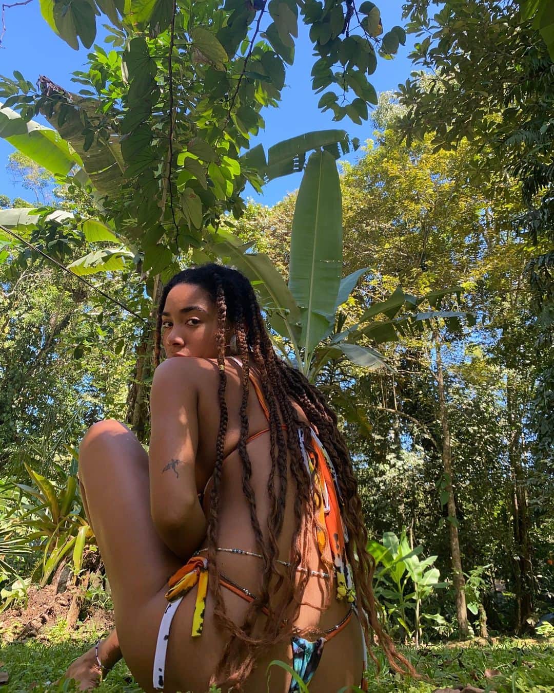 Herizen Guardiolaさんのインスタグラム写真 - (Herizen GuardiolaInstagram)「From the jungle to you 🌴🧚🏽‍♀️✨」1月18日 6時45分 - herizen_fawn